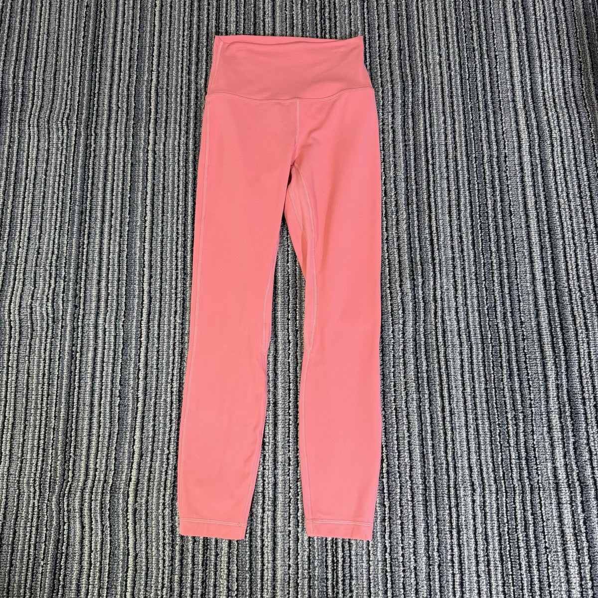 lululemon Women’s Size 4 High Rise Leggings Coral Pink 25” Inseam