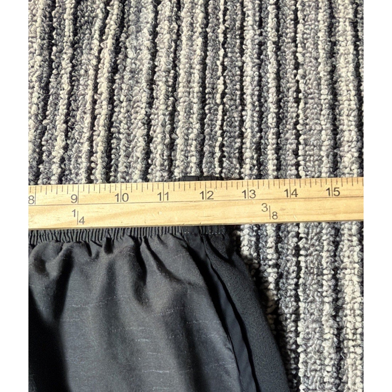 Nike Tempo Shorts Womens Gray & Black Running Shorts Elastic Waist Small 2.5"
