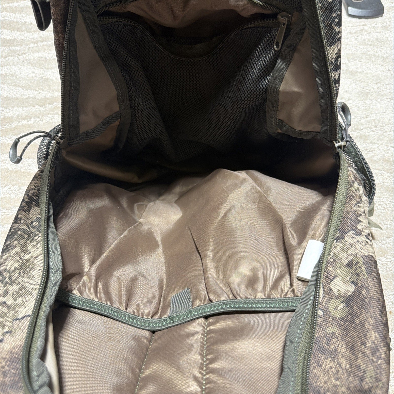 Red Head Velocity Heavy Padded Backpack Bag Strata Camo Hunting Hiking Camo