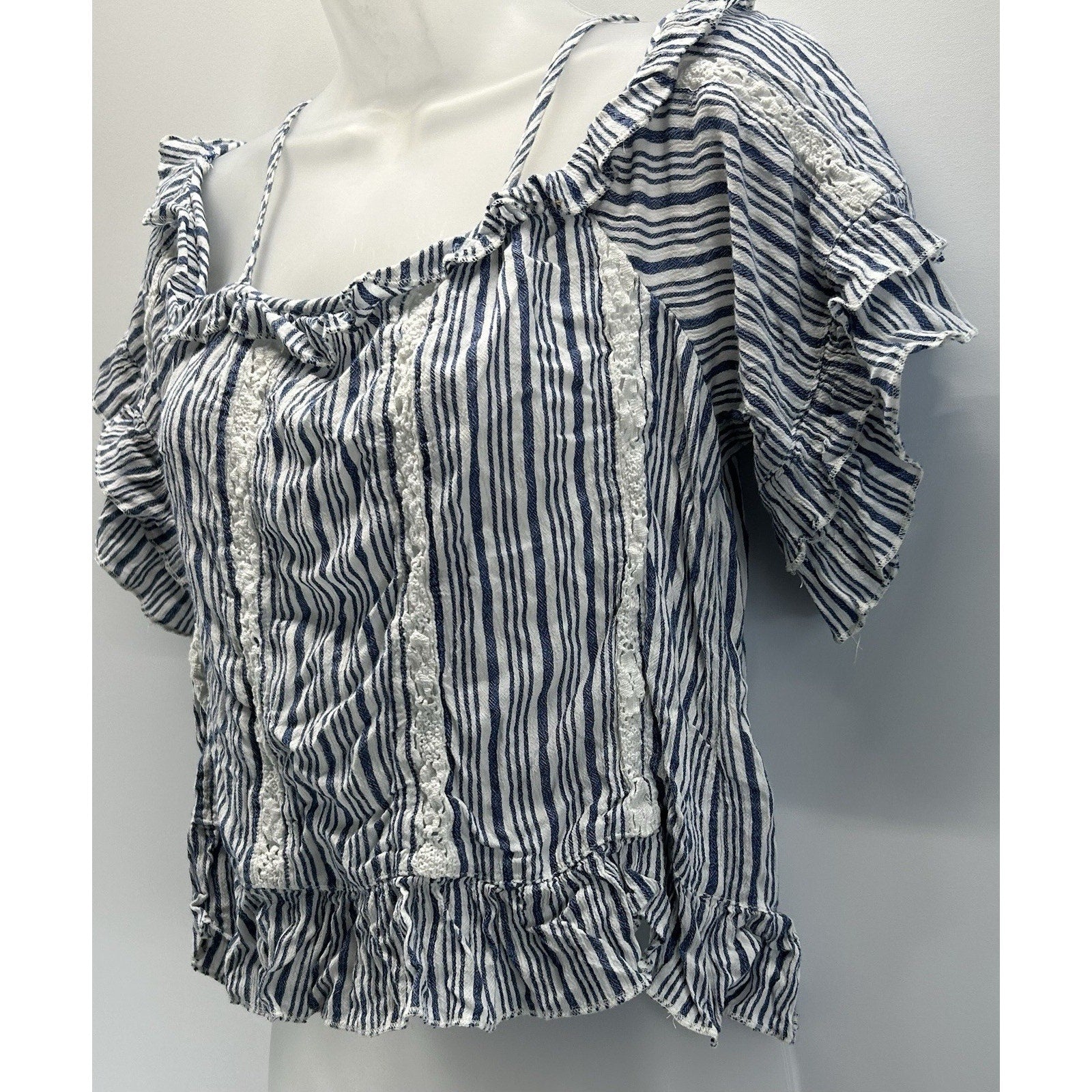 American Eagle Smocked Crop Top Womens Size XS Short Sleeve BLUE White Bohemian.