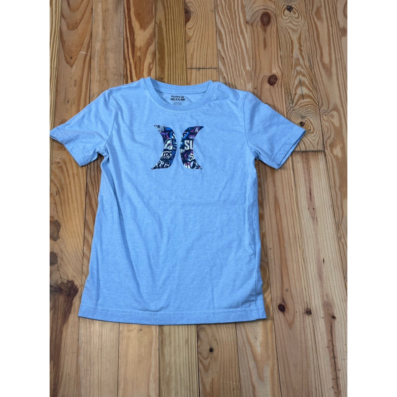 Boys Hurley Great White Shark Surf Fishing T-Shirt Size Medium 10-12
