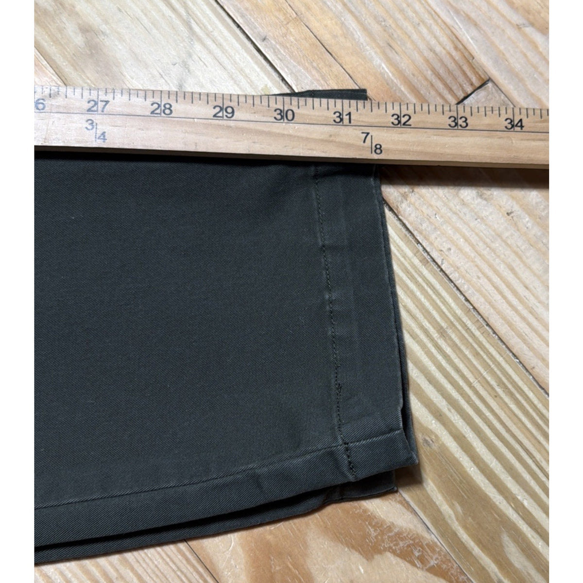 GAP Pants Men’s 32x32 Green Slim Fit Performance Khakis Stretch NWOT Flat Front