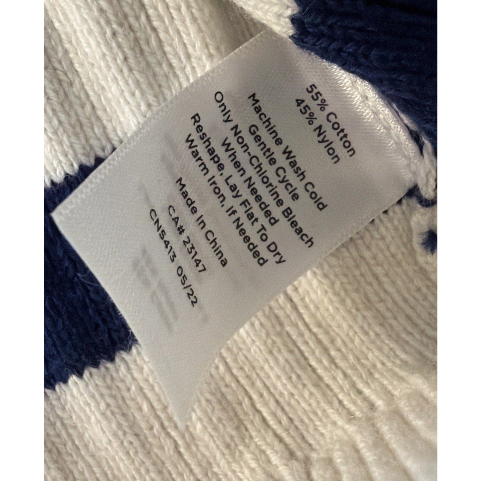 NWT TALBOTS IVORY/MULTI BLUE BRETON STRIPED V-NECK SWEATER SIZE SMALL PETITE