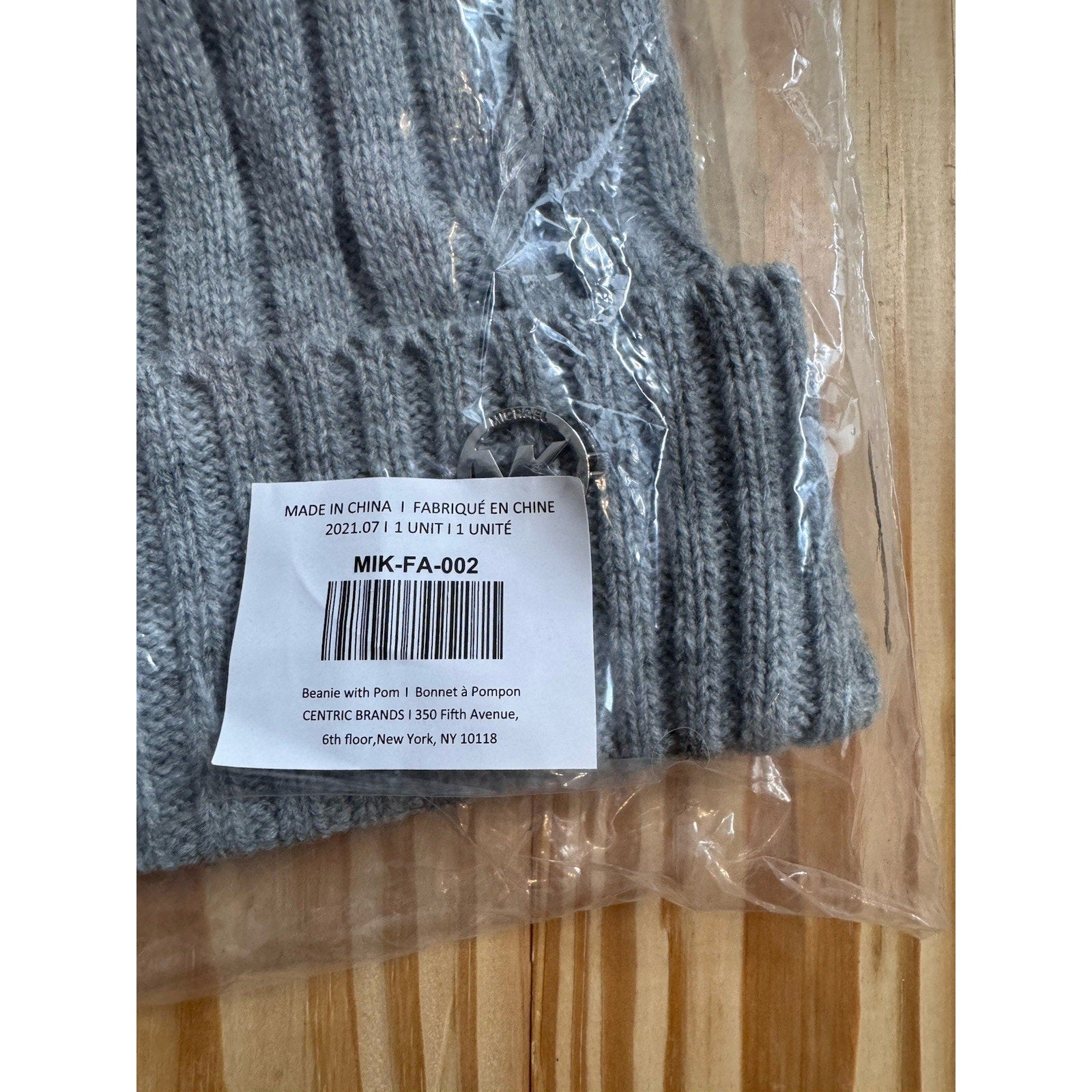 NWT Michael Michael Kors Gray Knit Beanie Pom Pom MK OS Hat