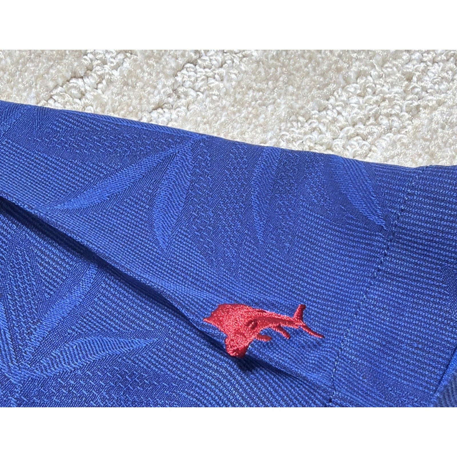 Arizona Wildcats Tommy Bahama NCAA Floral Embroidered 100% Silk L Button Up
