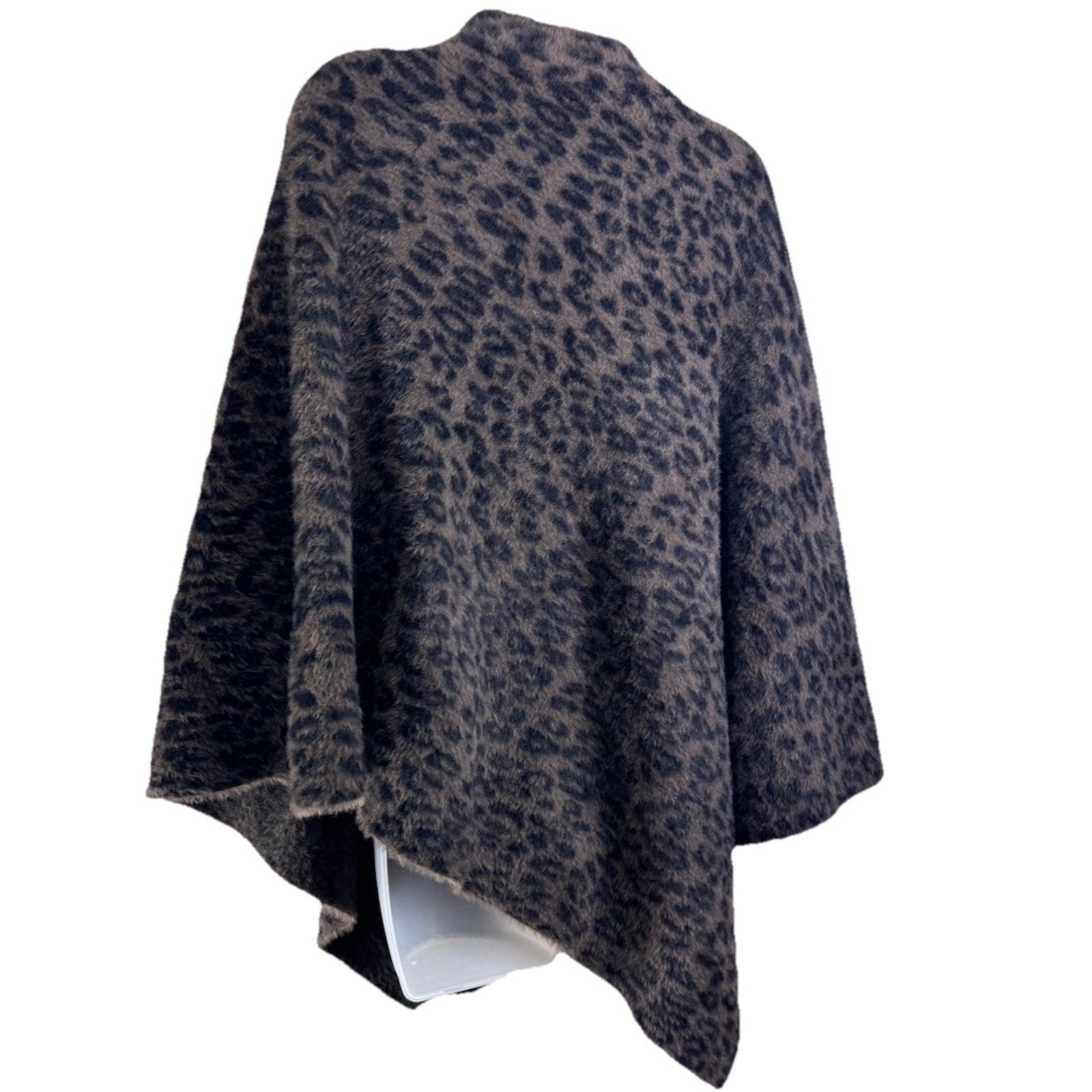 Chico’s Round Neck Leopard Print Faux-Fur Evening Wear Shawl Poncho Soft L/XL