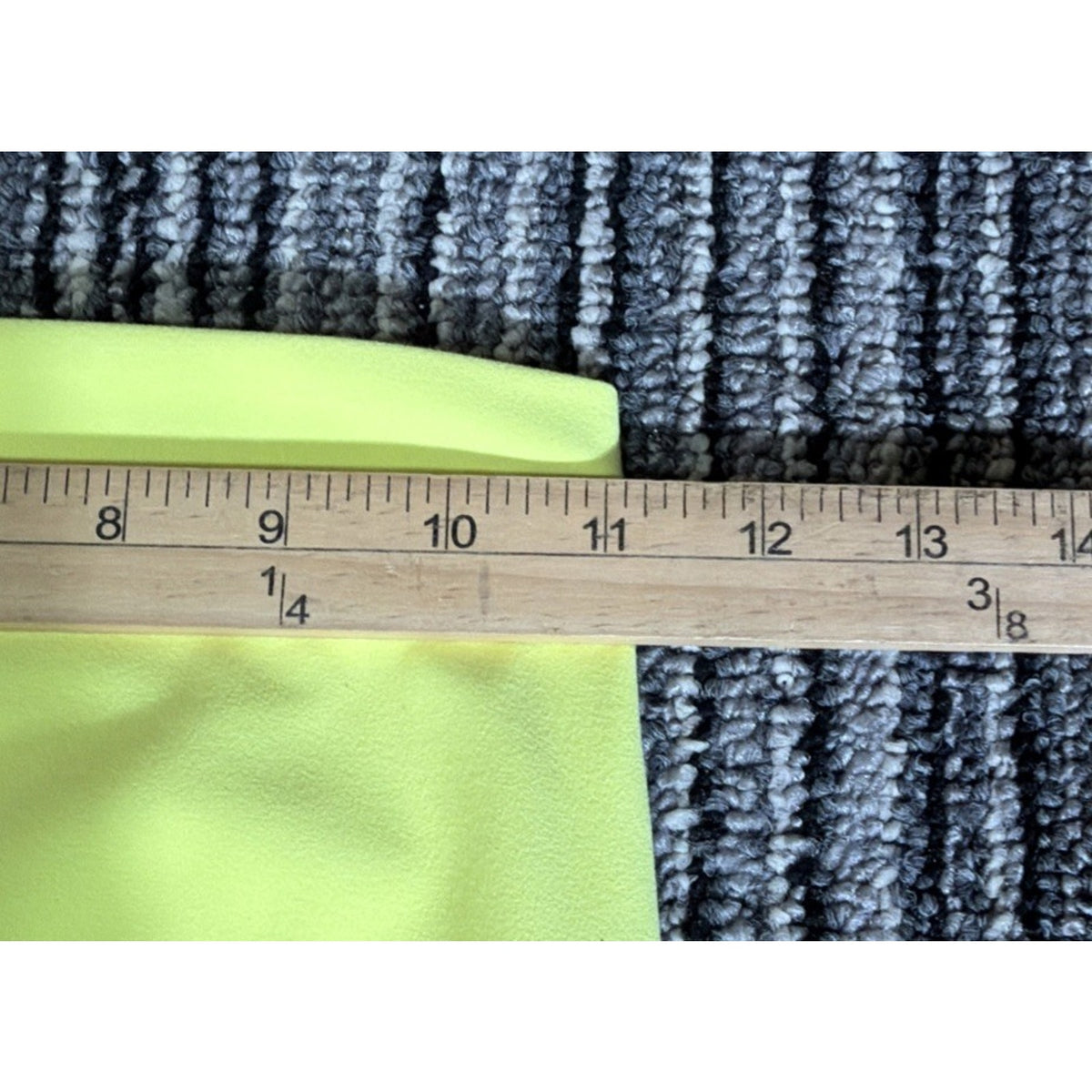 Lululemon High Rise Align Pant 25" Yellow Size 4 Yoga Fitness Run Casual