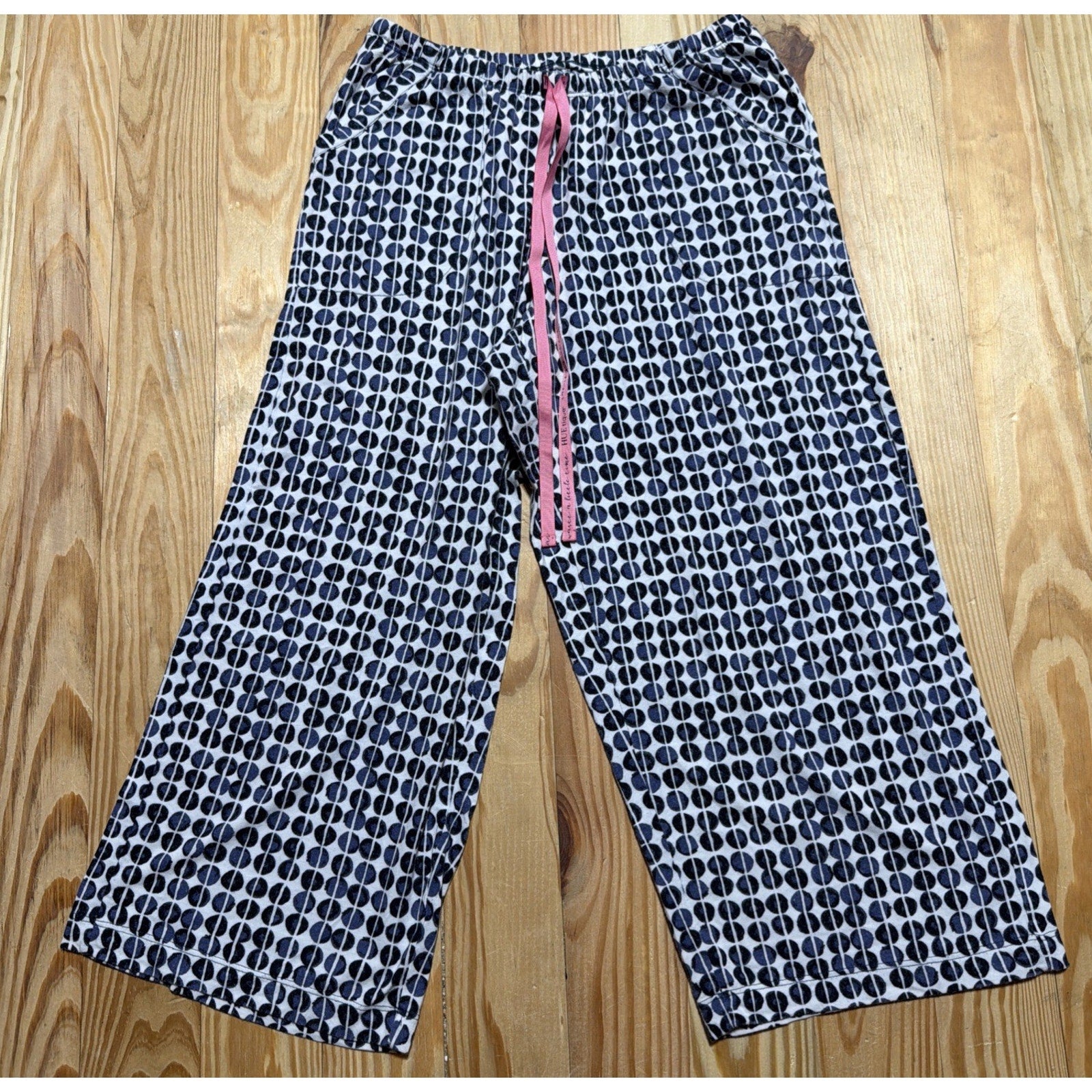Hue Capri Pajama Pants Women’s Small Lounge Sleep