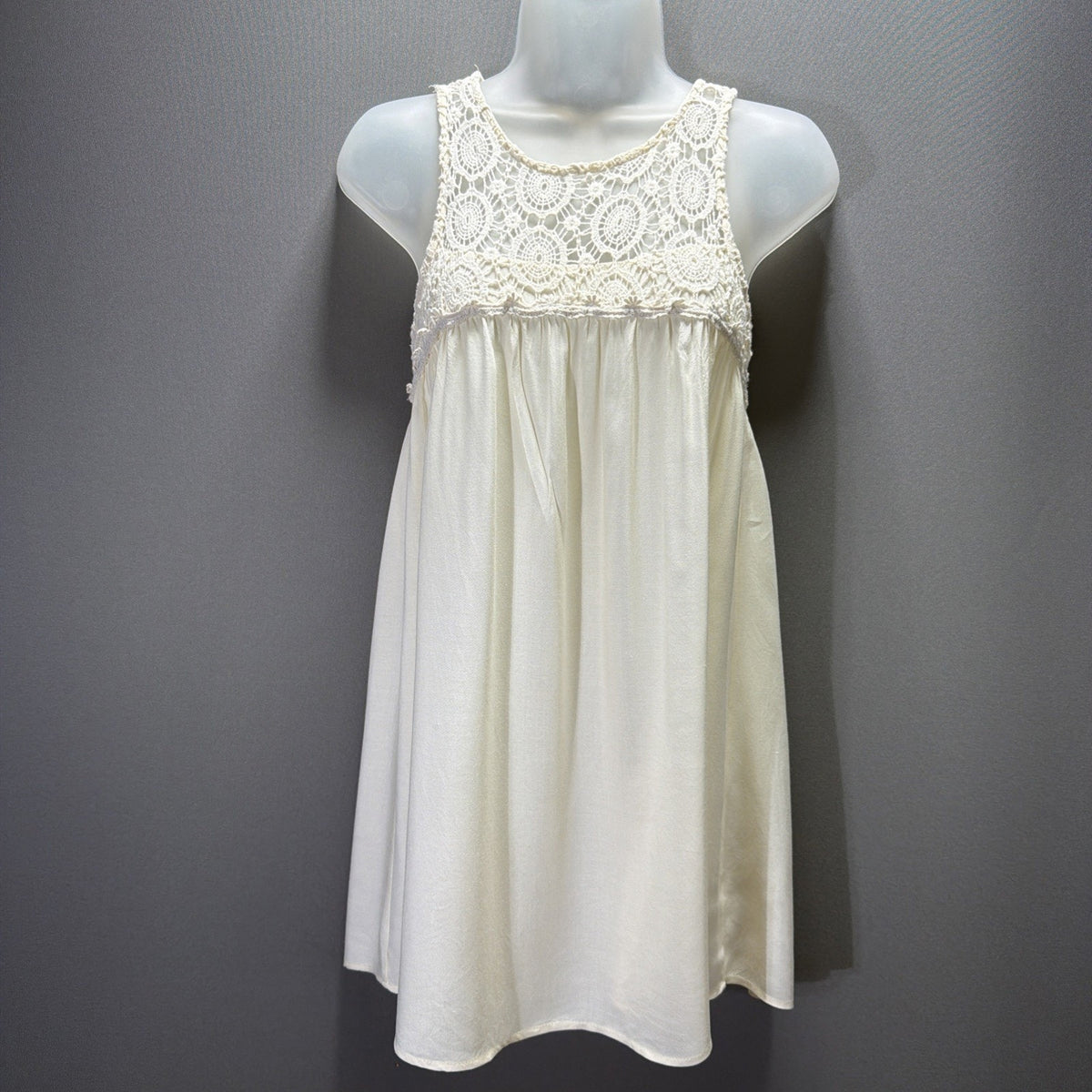 Sweet Journey Boutique Crotchet Lace Boho Tank Top Cream Size Small
