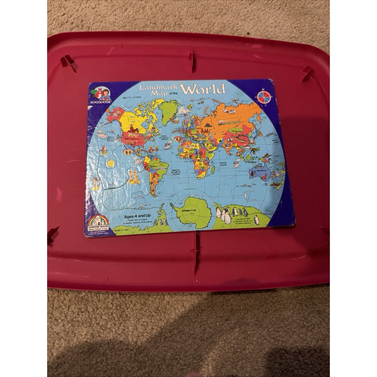 1989 Random House Schoolhouse Landmark Map of the World Frame Tray Puzzle USA