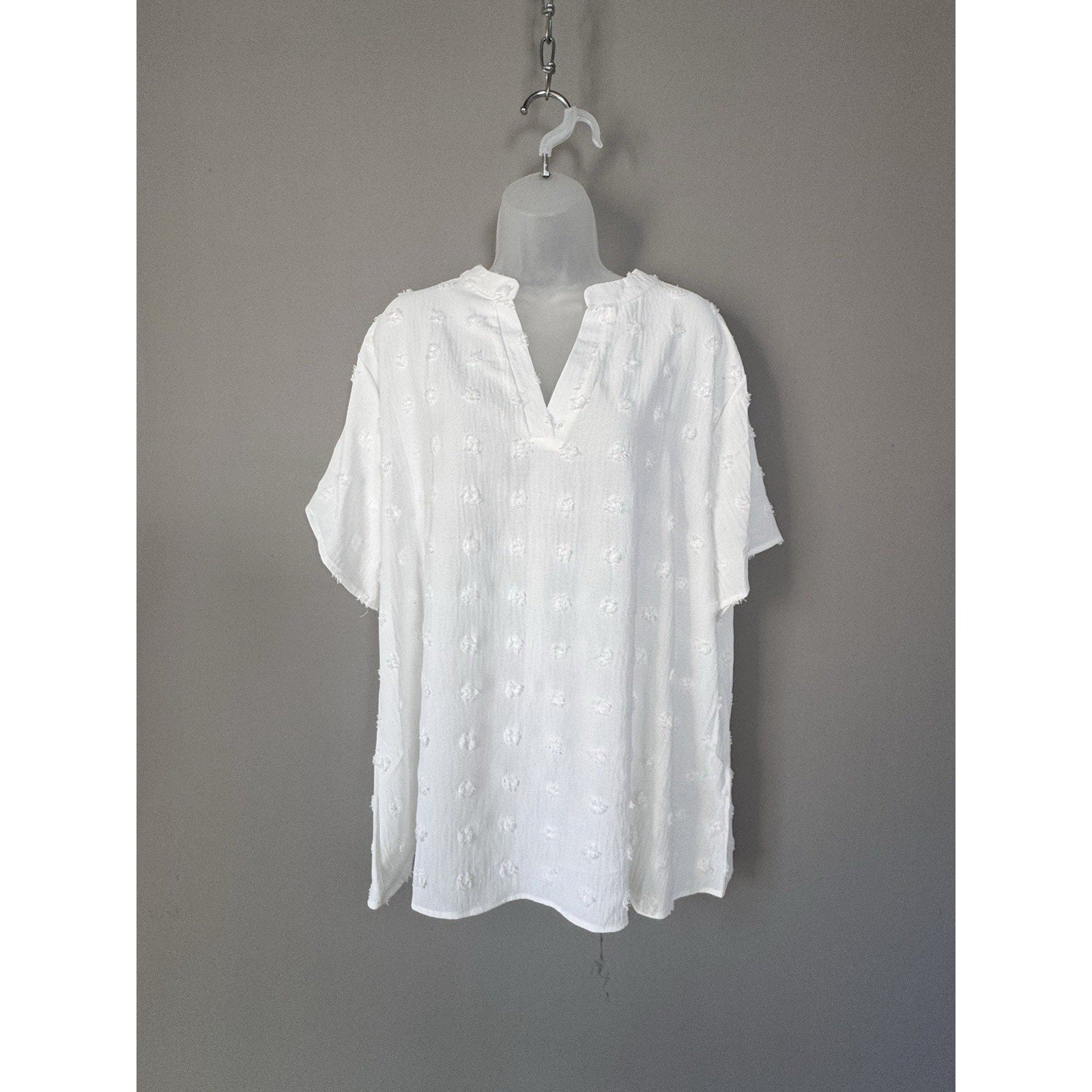 Blooming Jelly Size XXXL White Swiss Dot Embossed Floral Texture New With Tags