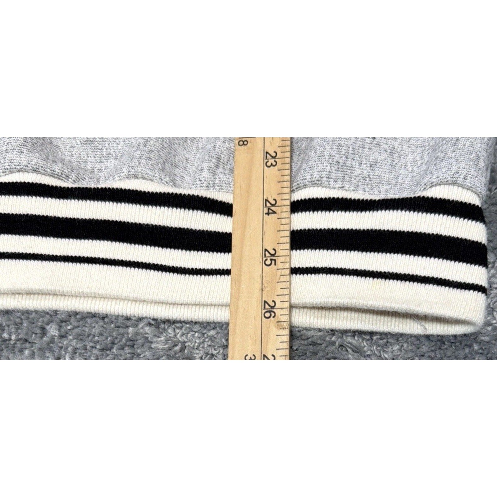 Memphis Tigers Vintage Fleece Sweater V Neck Dynasty Large Gray Embroidered NCAA