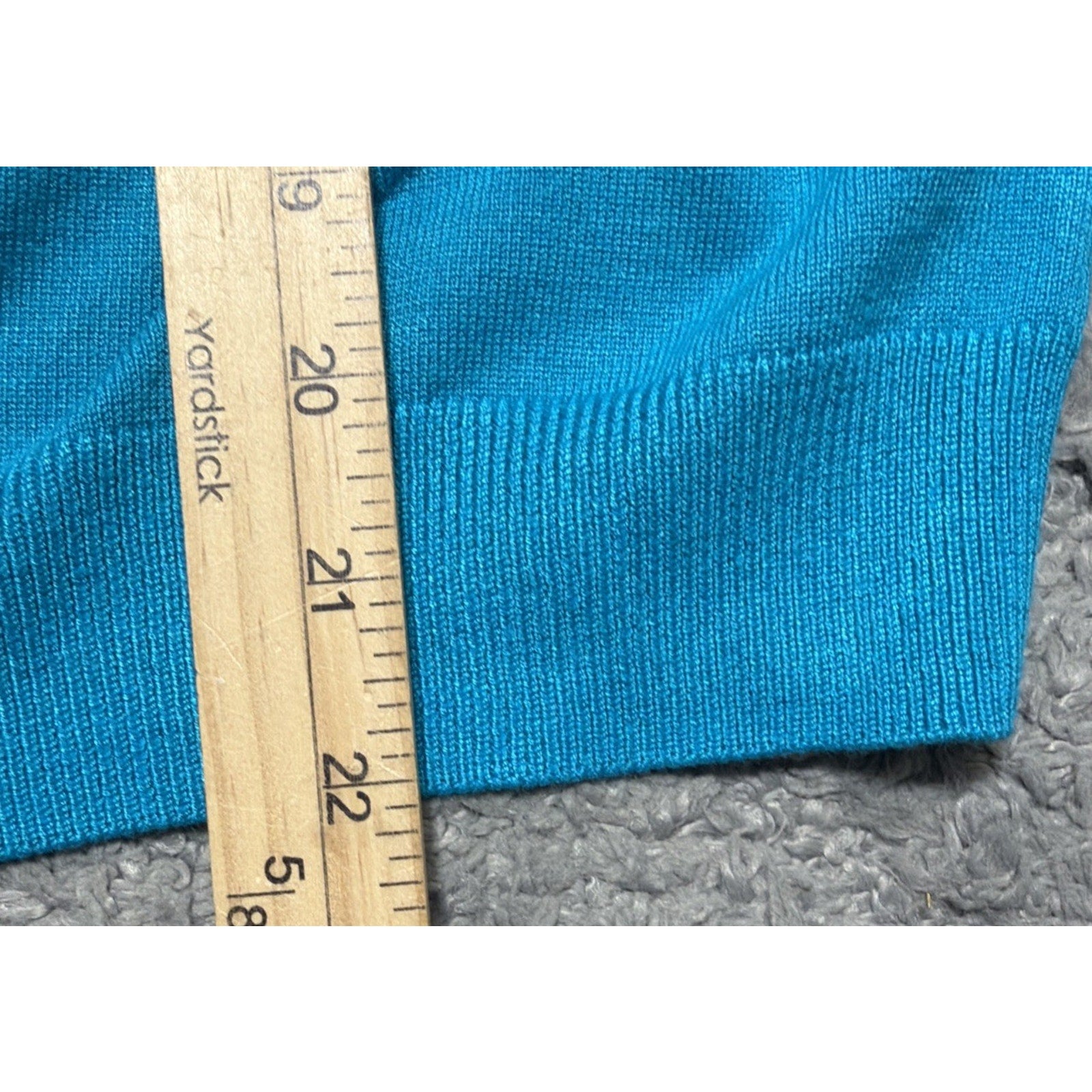 Cable & Gauge Women's Blue Cardigan Knit Sweater Size L Long Sleeve Button-Up