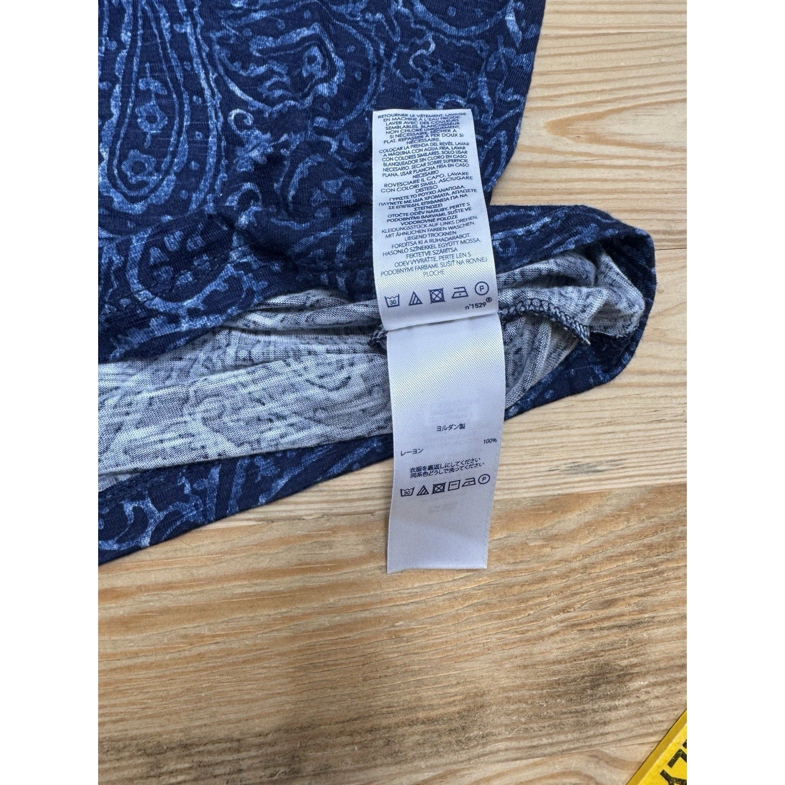 Chaps Blue Paisley V Neck Lace Up Blouse Soft Viscose Women’s Size Large
