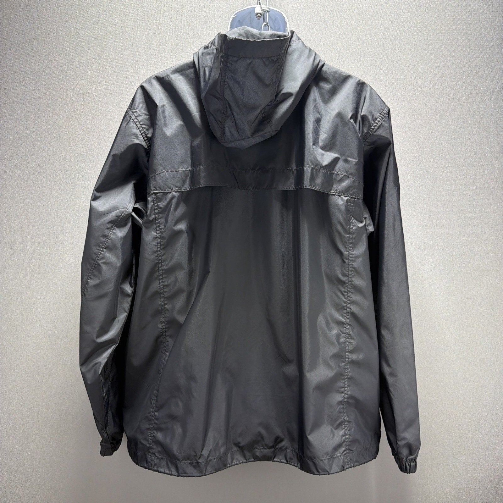 Columbia Titanium Waterproof Windbreaker Hooded PACKABLE Size Large Black