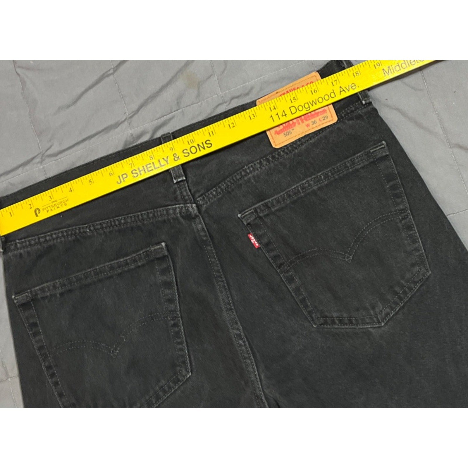 Levi's 505 Jeans Men's 36X29 Black Denim Cotton Straight Fit Mid Rise Zip Fly