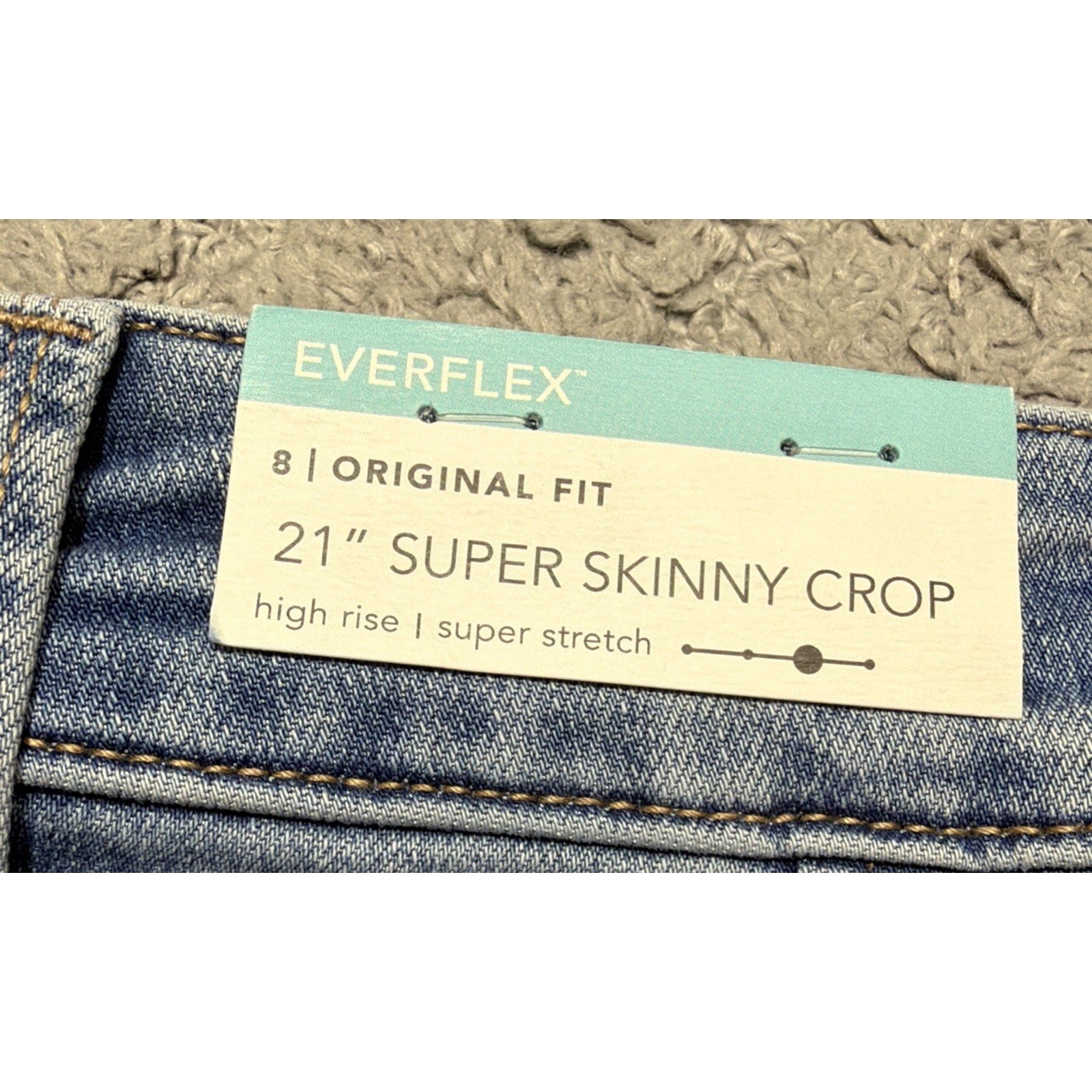 Maurices Everflex Jeans Women's 8 Original Fit High Rise Crop Blue Denim NWT