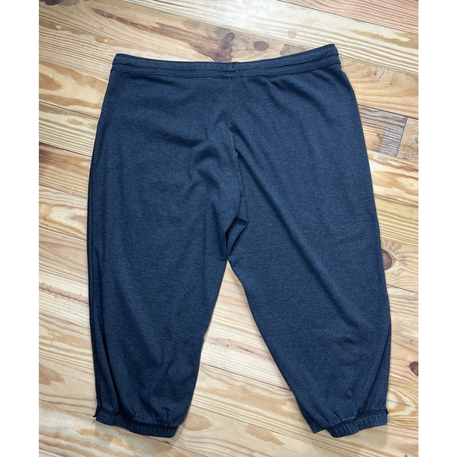 Nike Joggers Sweatpants Women's Size L Gray Drawstring Waist Embroidered Logo