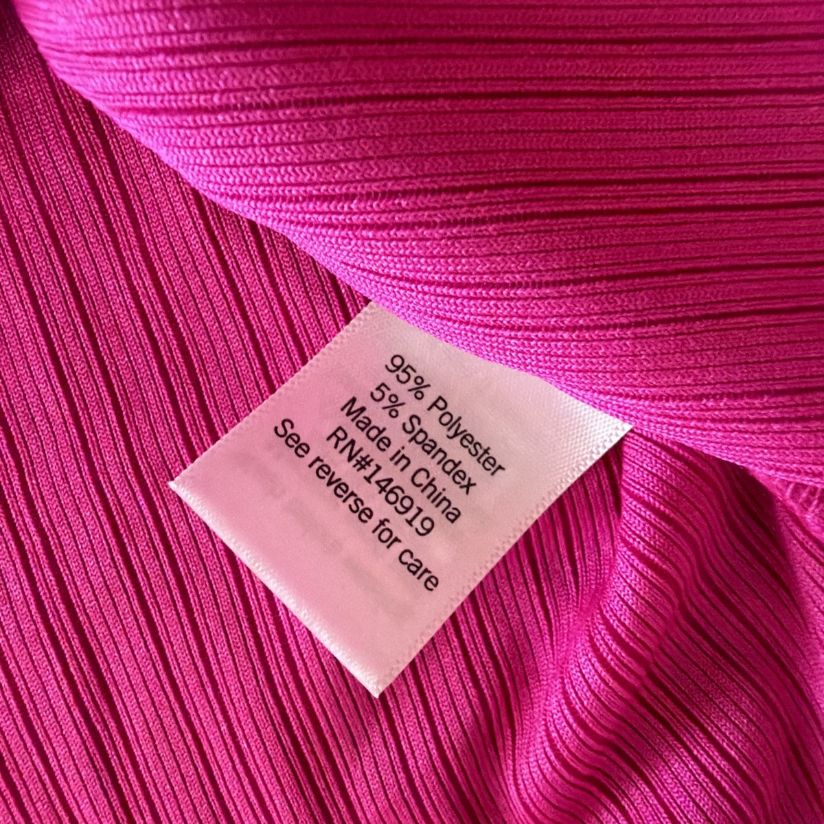 NWT ~ Nine West ~ Wrap Shirt w/Ruched Detail on side Fuchsia Size M Stretch
