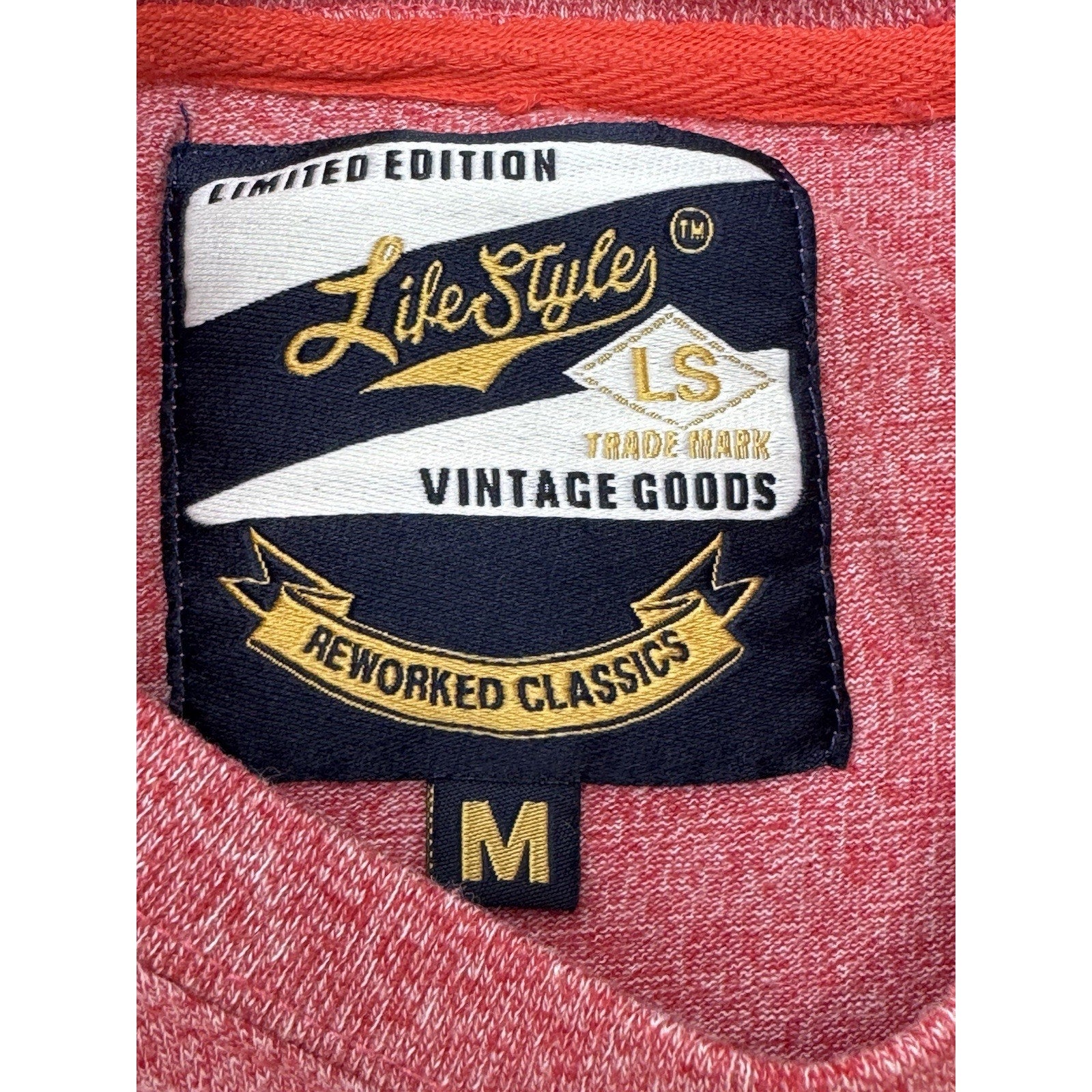 Life Styles LS Trademark Jamaica 1962 Graphic Tee Adult M Red Graphic T-Shirt