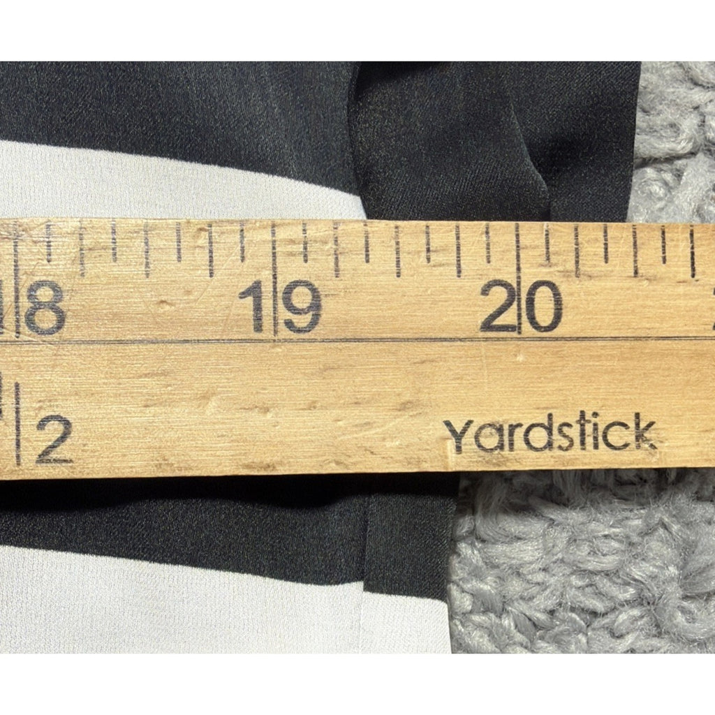 Express Women's Black And White Short Sleeve Shirt Blouse stripes Size Medium