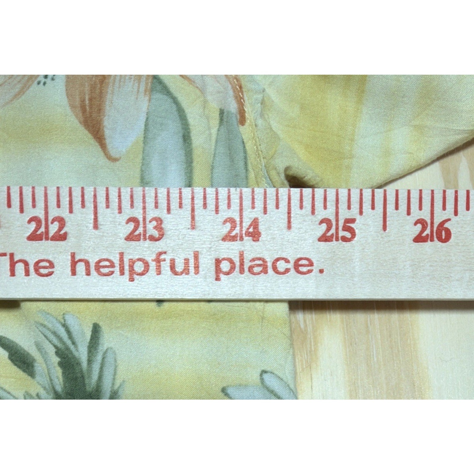 Tommy Bahama Floral Button Up Shirt Men’s XL Yellow Casual Beach Vacation