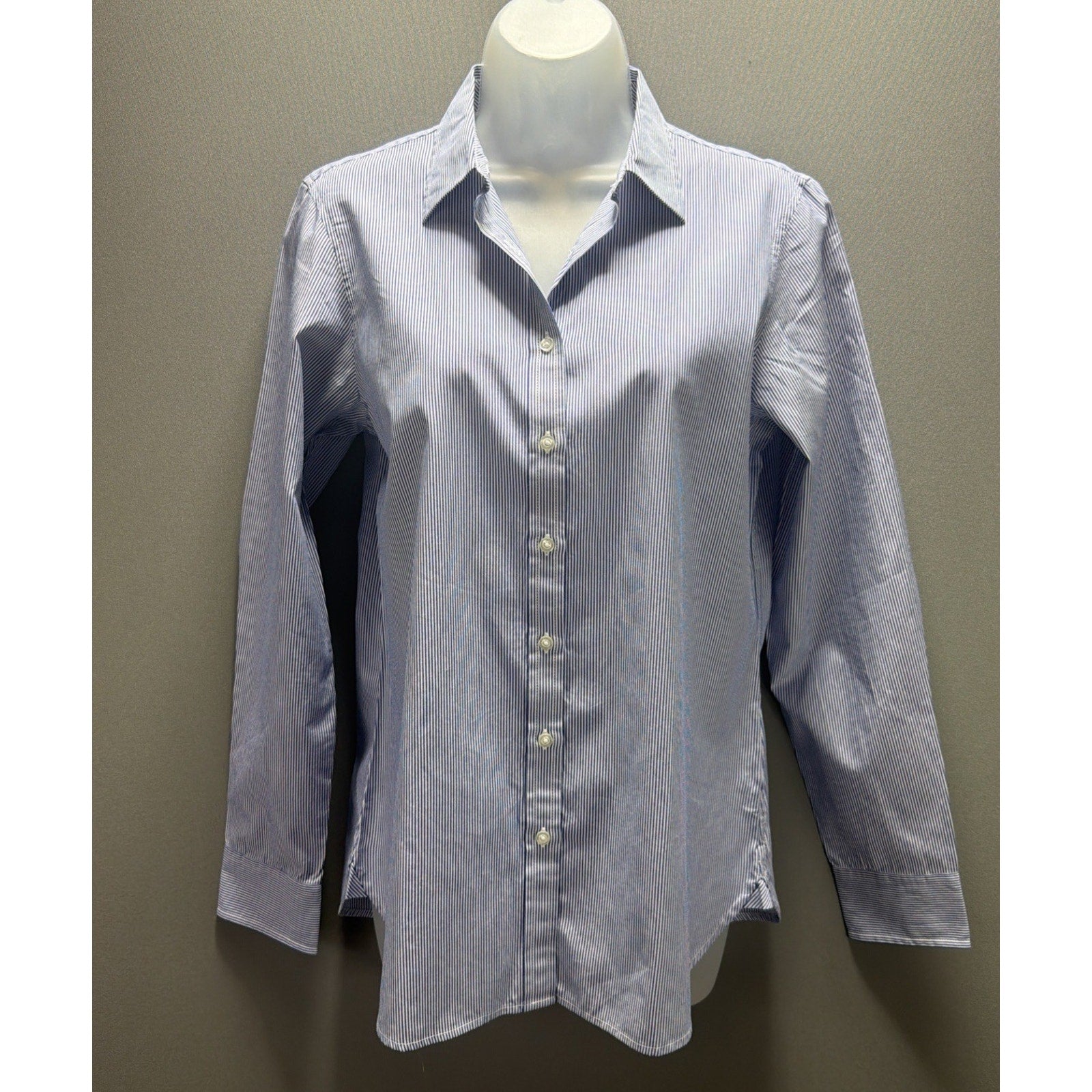 New GAP Women Fitted Blue & White Striped Button Up Shirt Long Sleeve NWT 2009