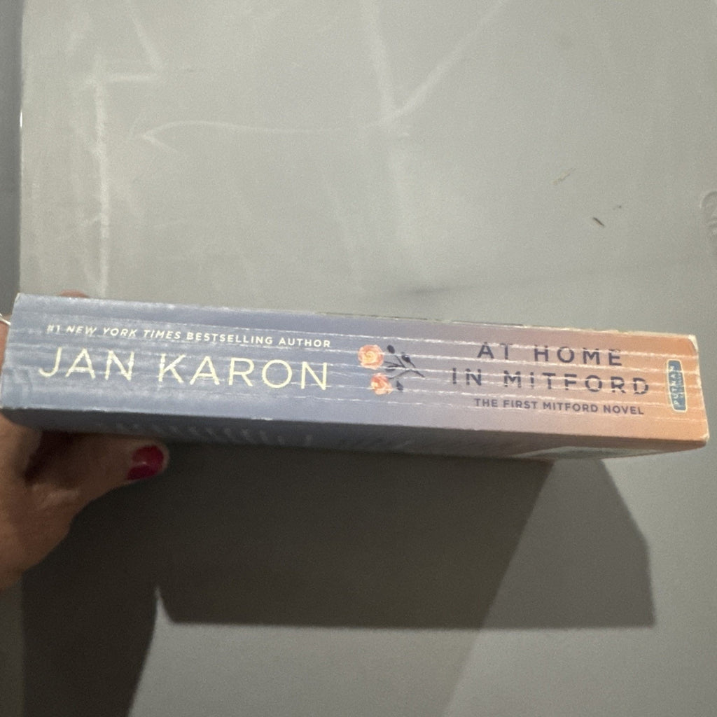 At Home in Mitford (A Mitford Novel) - mass market paperback Karon, Jan