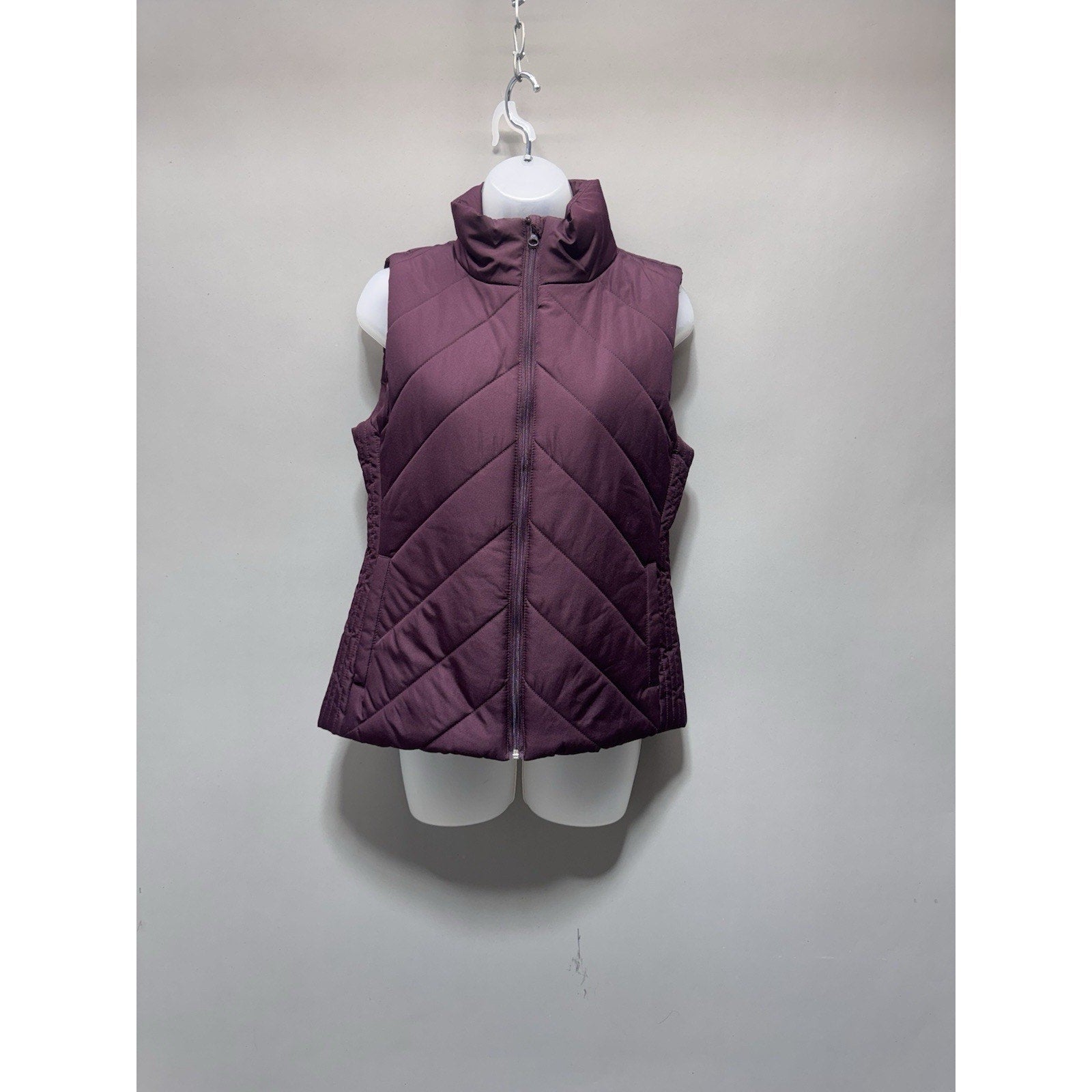 NY & Co New York & Company Quilted Puffer Vest Womens Small Burgundy Zip Pockets
