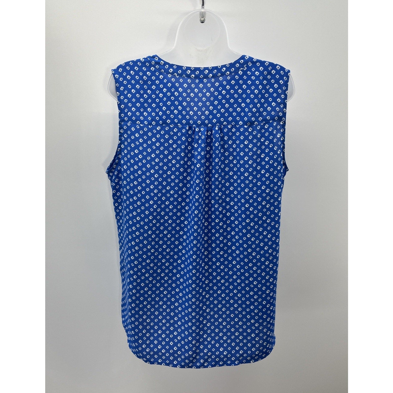 Chaus New York Women's Blue Sleeveless Top Blouse Shirt Size Large