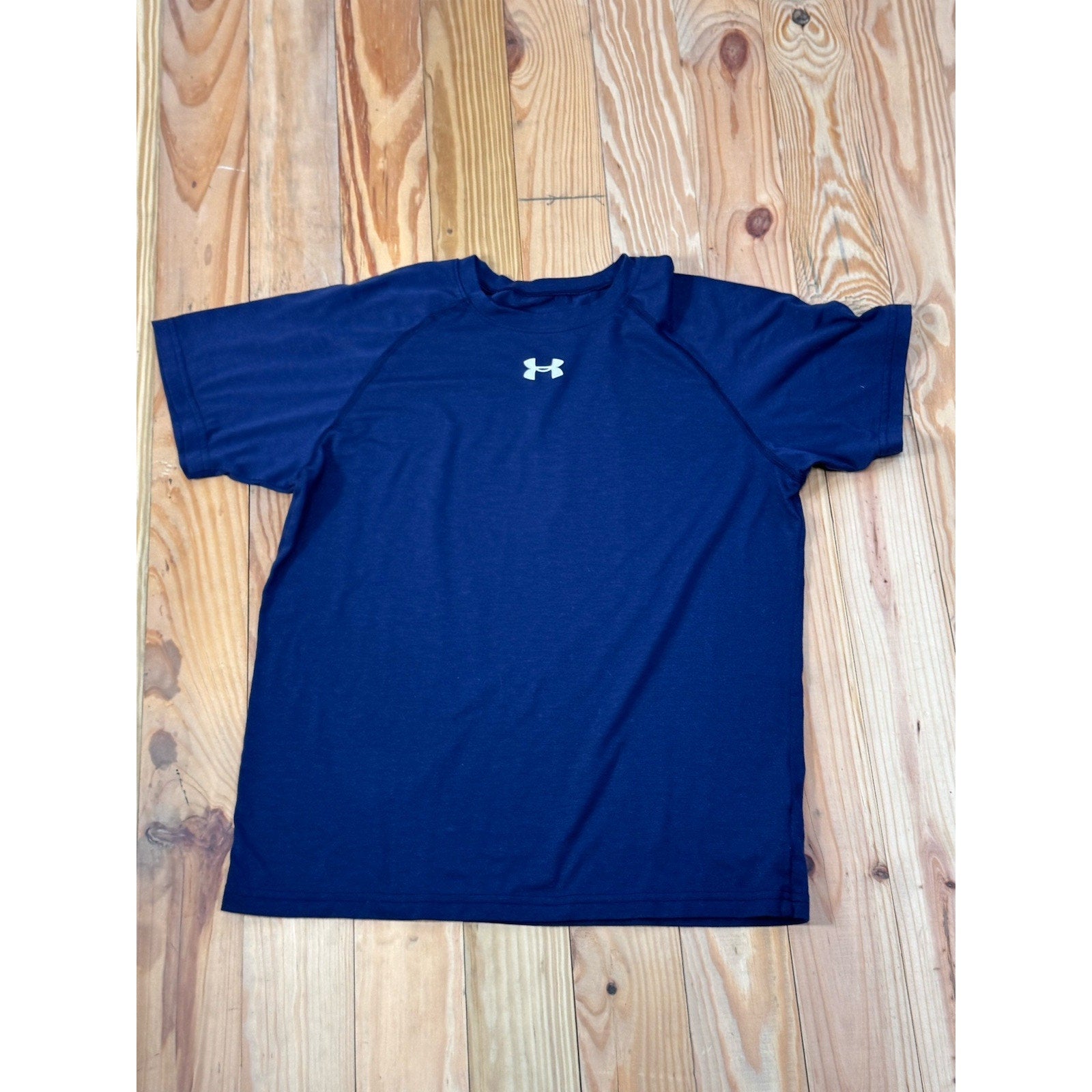 Under armour YLG shirt Navy Blue with white logo boys loose Youth Medium