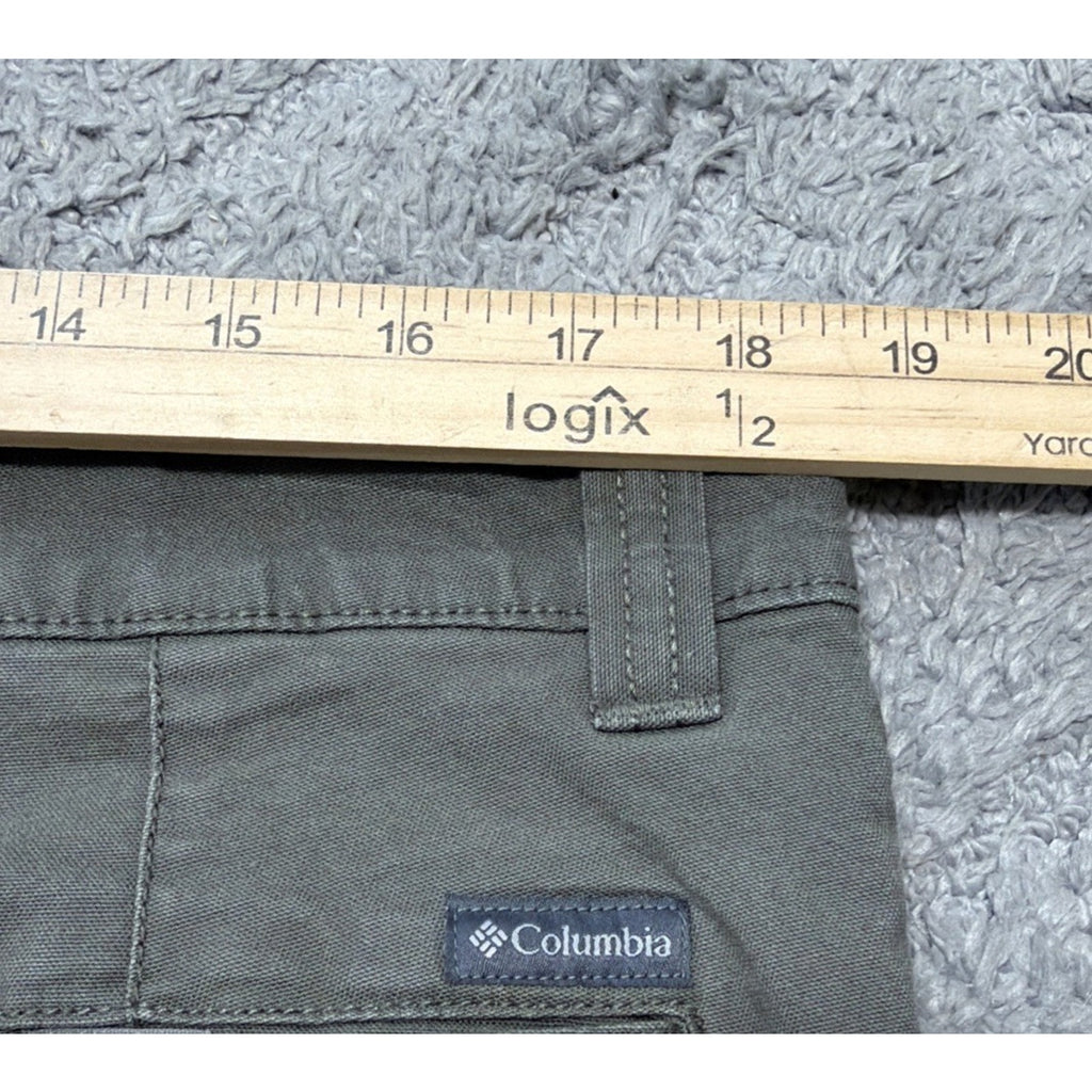 Columbia Regular Fit Men's Size 36x30 Side Zip Pocket Army Green Jeans Pants