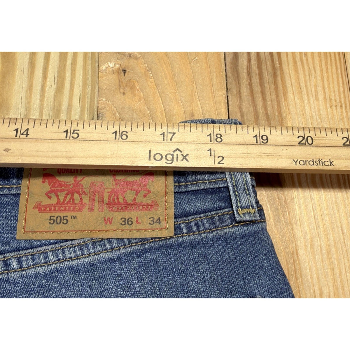 Levi's Jeans 505 Straight Leg Blue Denim Med Wash Mens Size 36x34
