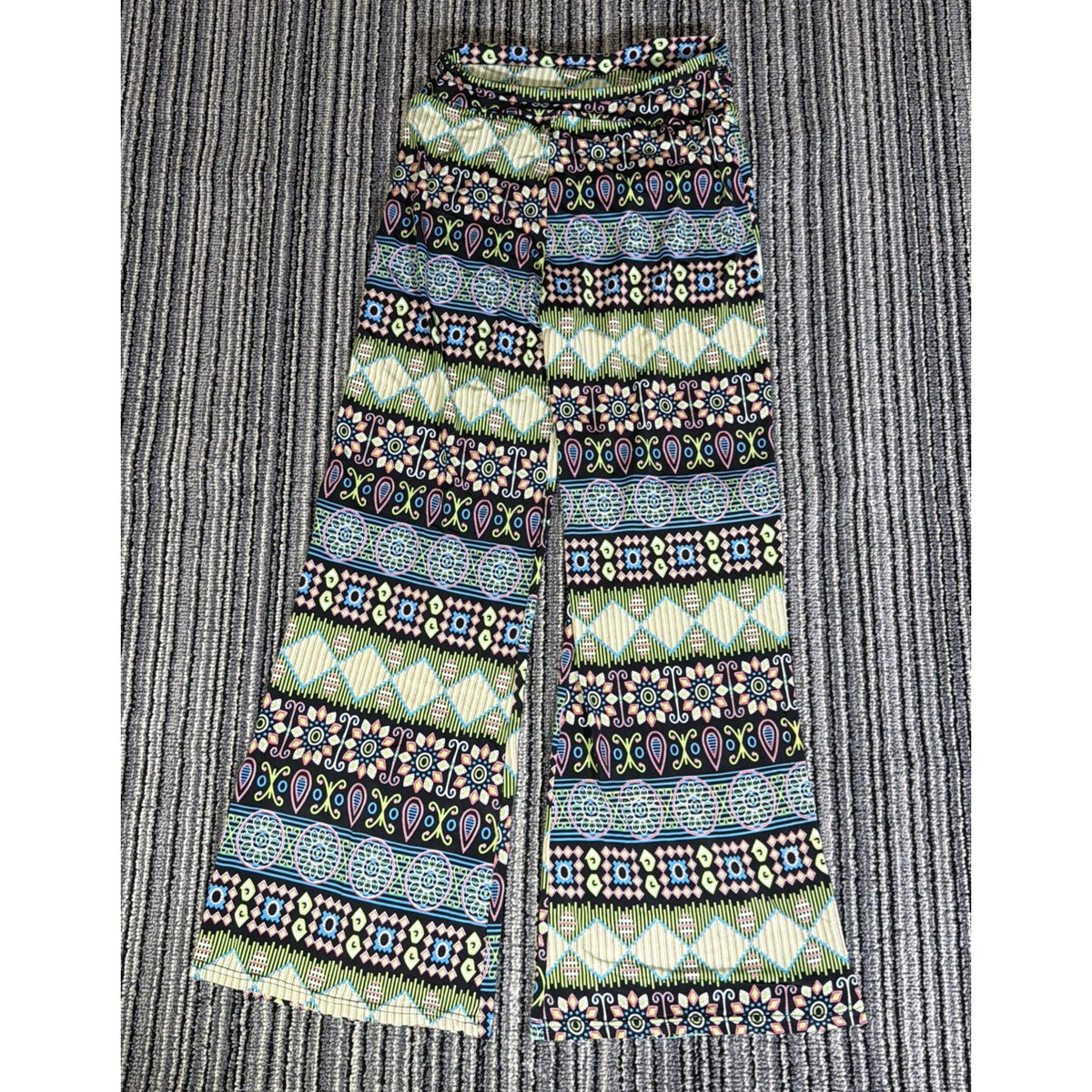Win Win Women's Multicolor Stretch Pull On Comfort Waist Palazzo Pant Size M