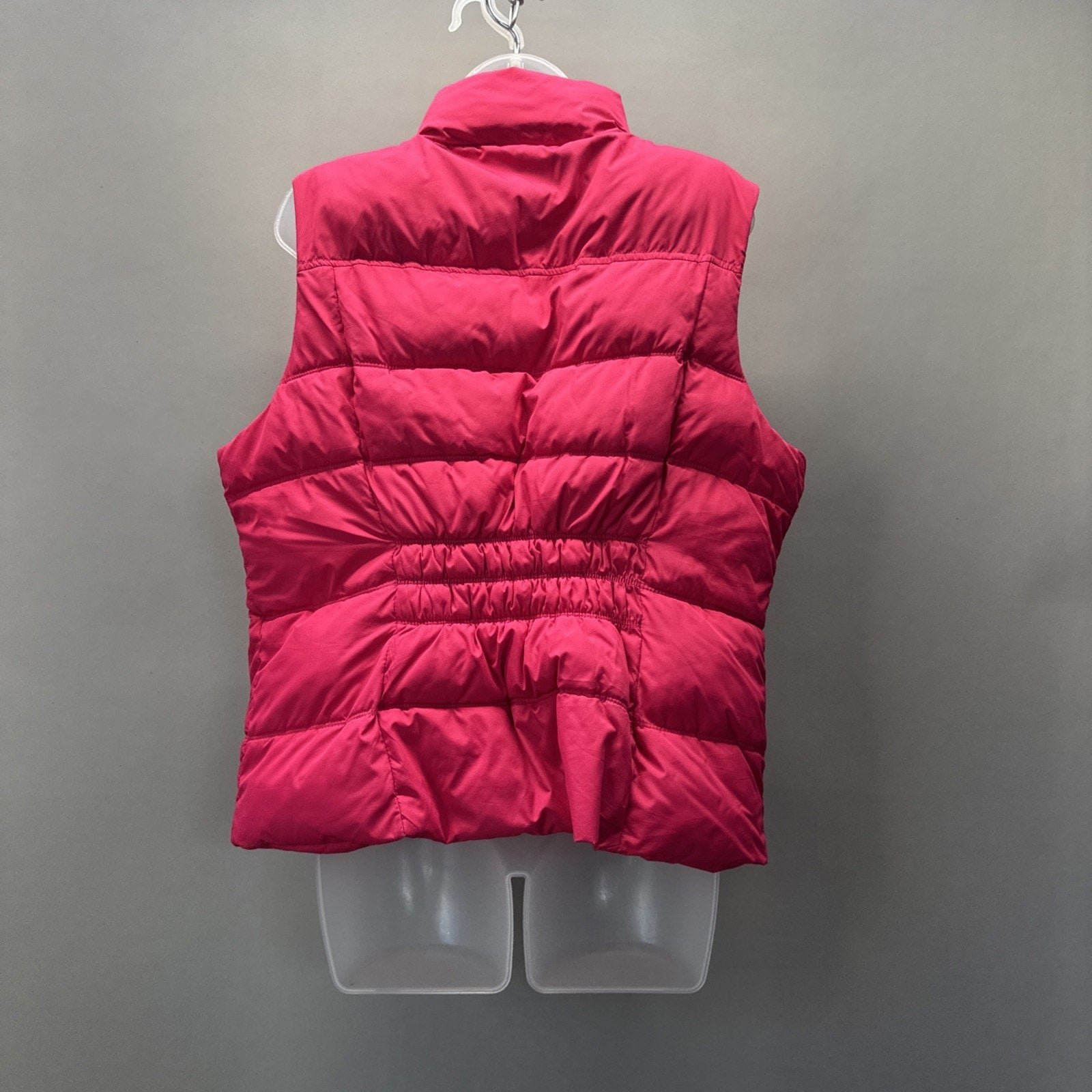 GAP Hot Pink Puffer Vest Women’s Size XL 2012 Excellent Condition Polyester