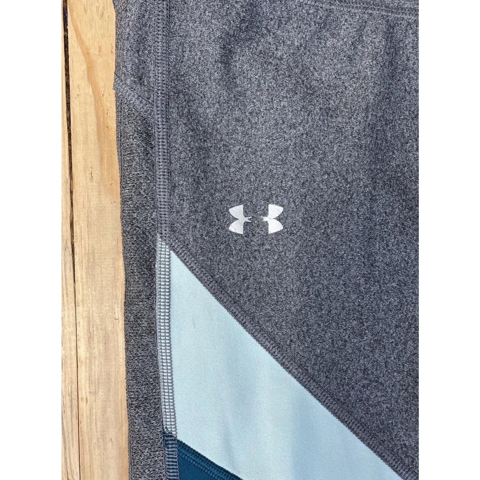 Under armour Women's HeatGear Color Blocked Compression Ankle Crop , Gray Size L