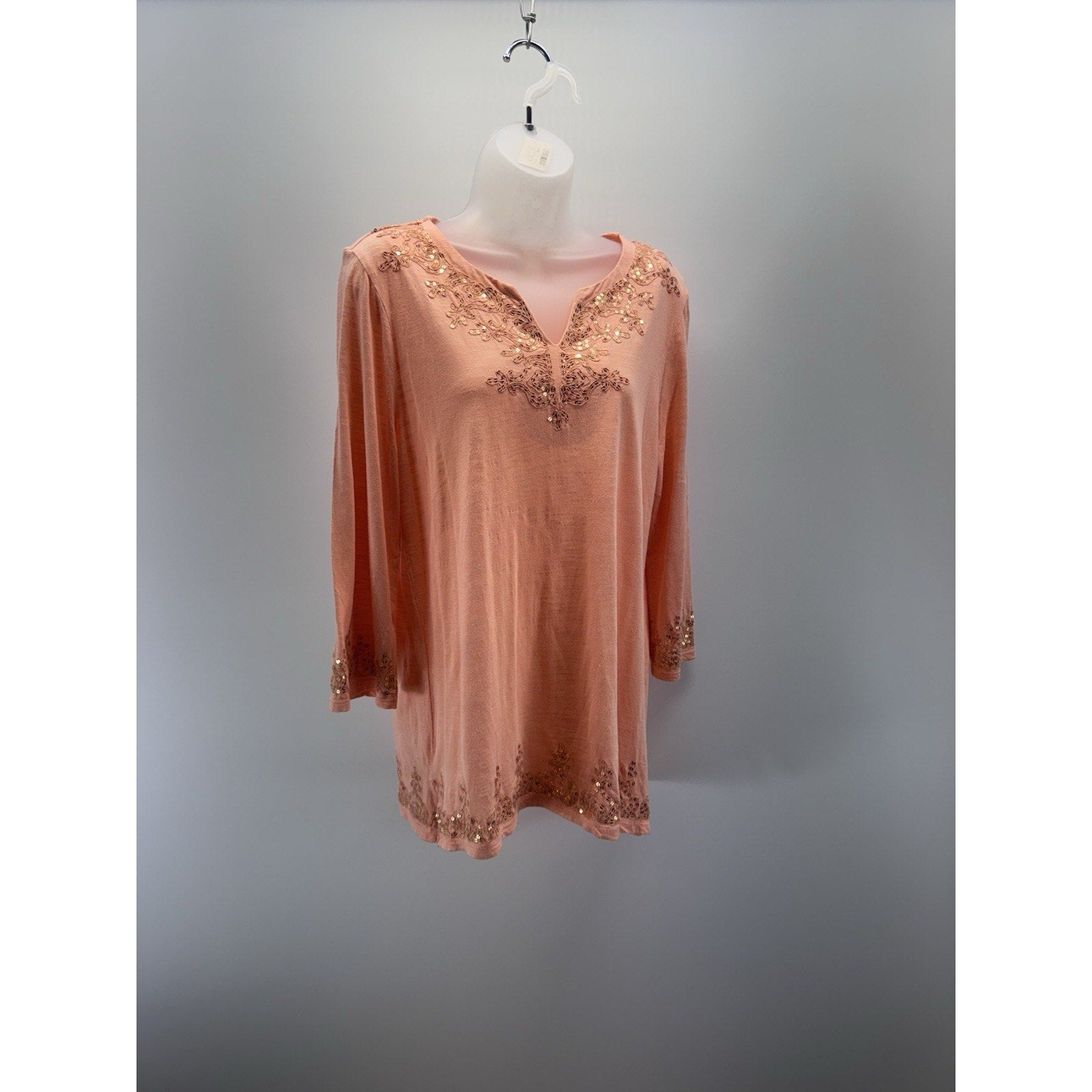 Chico’s Sequin Embellished Tunic Top Women’s Size 1/Medium Cotton Blend Knit