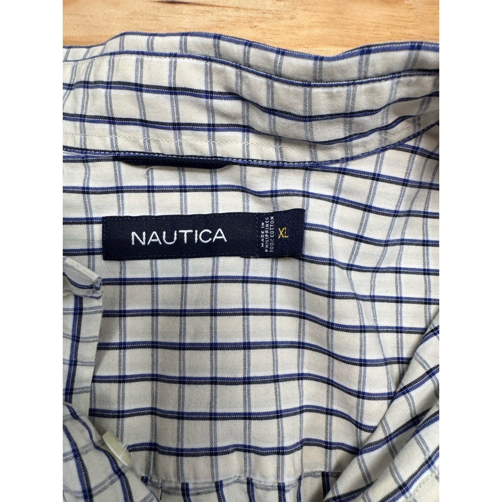 Nautica Short Sleeve Button Up Blue Plaid Shirt Men’s Size X-Large