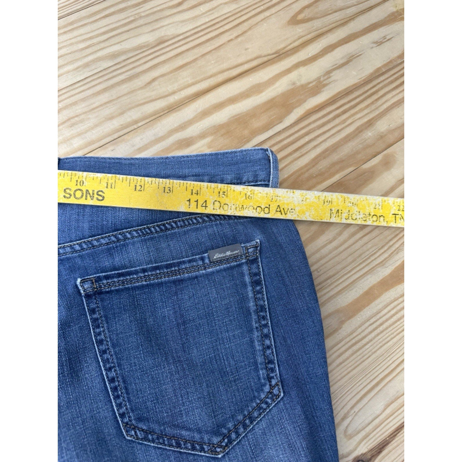 Eddie Bauer Jeans Blue Denim Boyfriend Slim Straight Leg Stretch Women’s T8