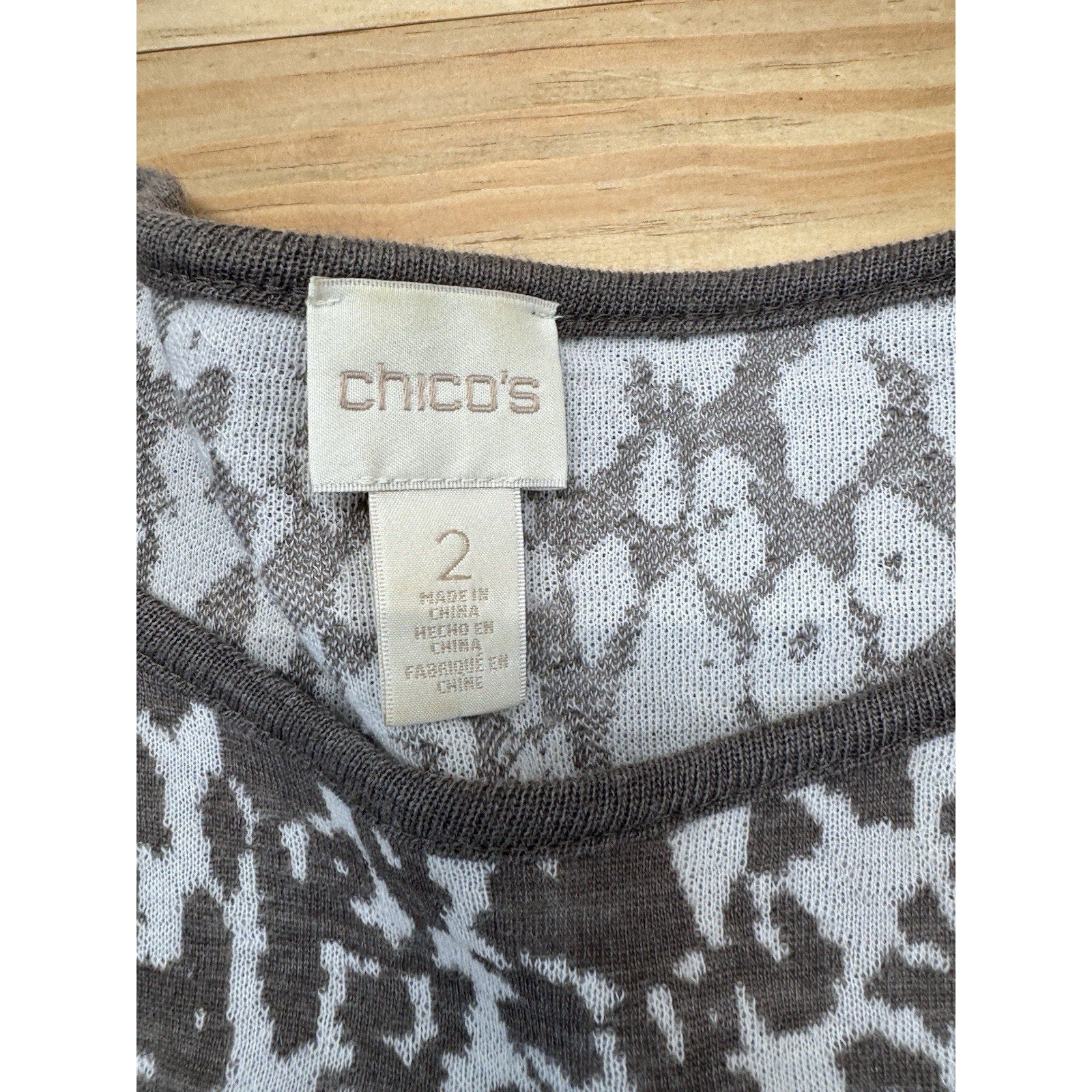 Chico's Womens Taupe Leopard Zip Pocket Long Sleeve Sweater Size 2/Large Comfort