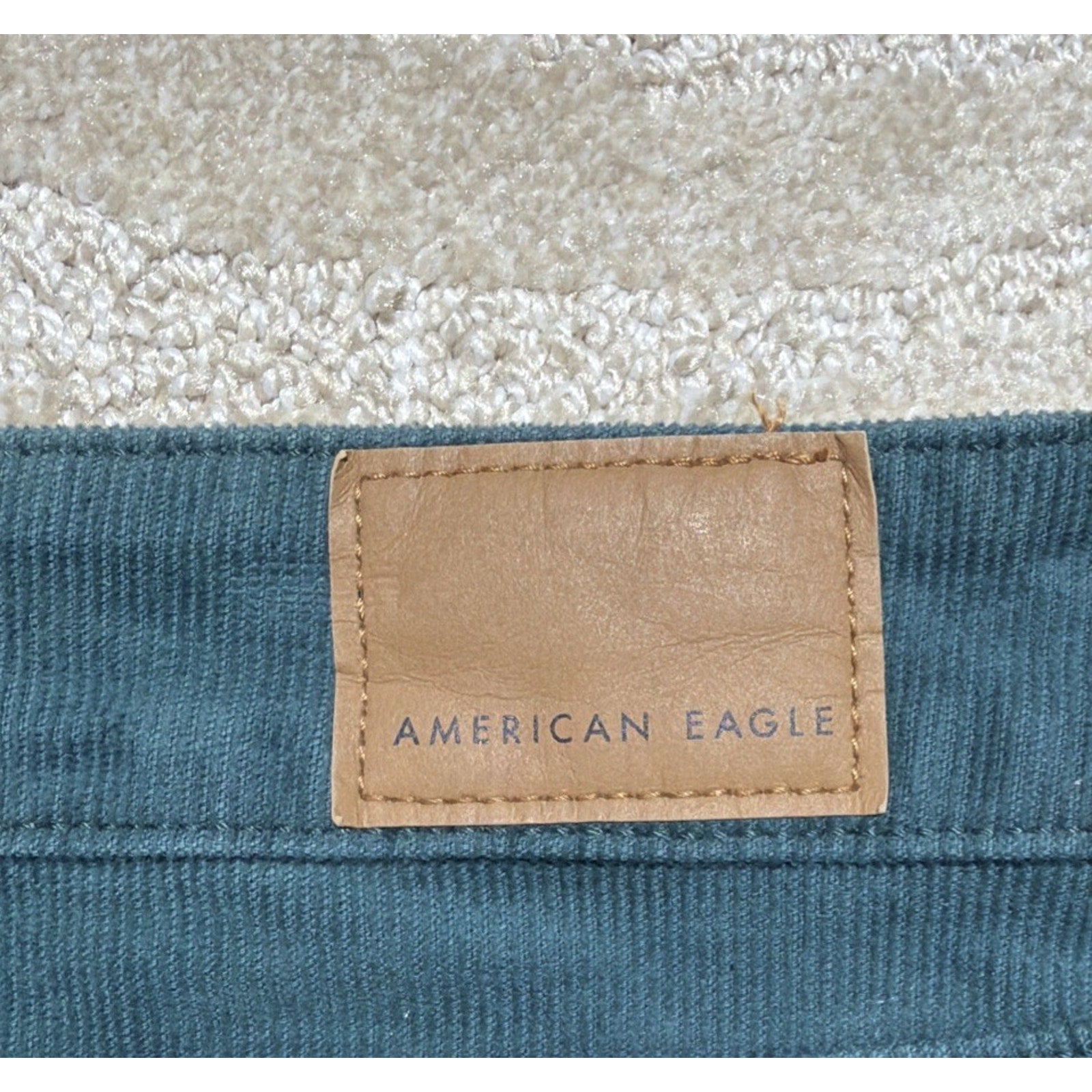 American Eagle Super Hi-Rise Flare Corduroy Pants Green Button Fly Women’s Sz 16