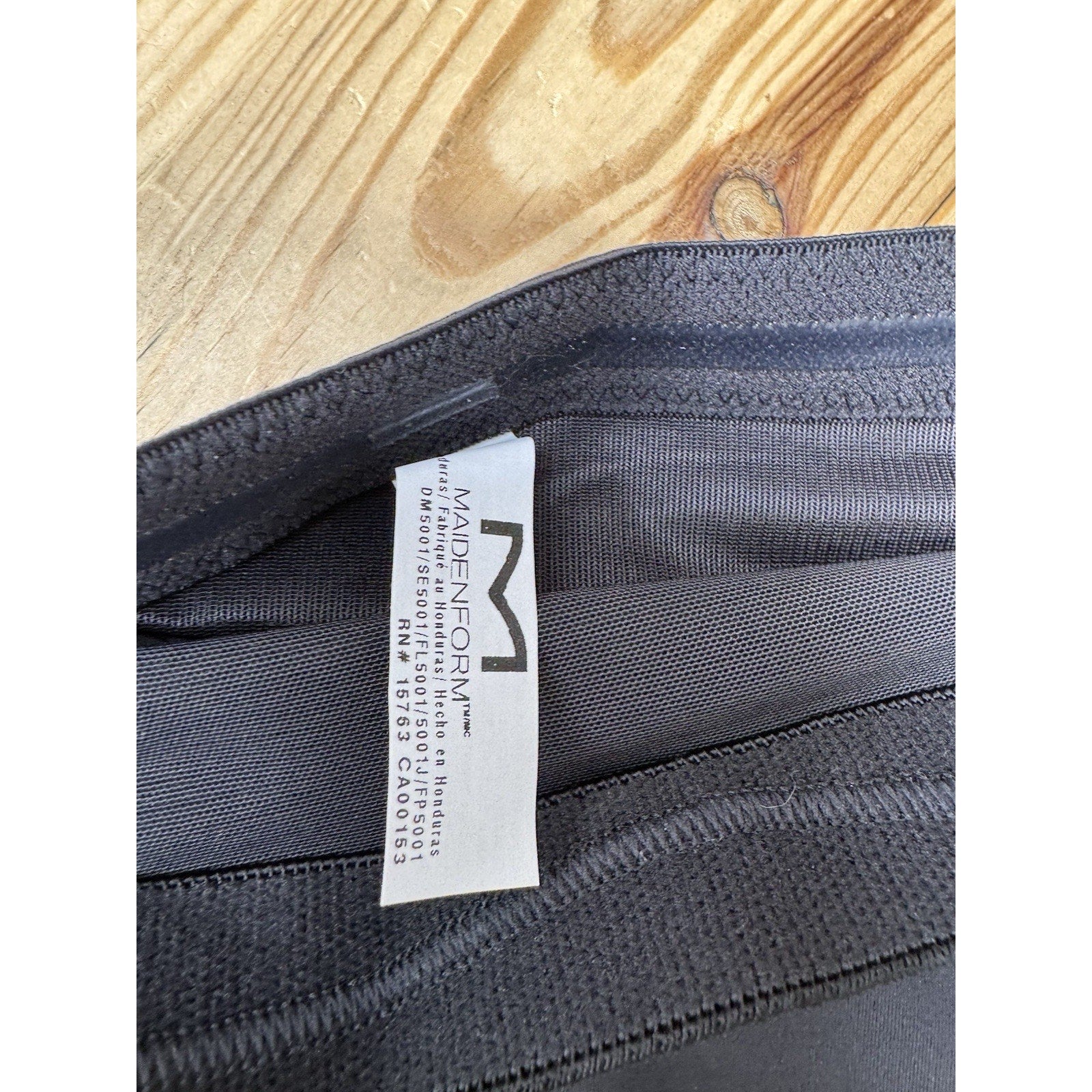 Maidenform High Waist Thigh Slimmer Black Shapes Firm Women’s Size Medium