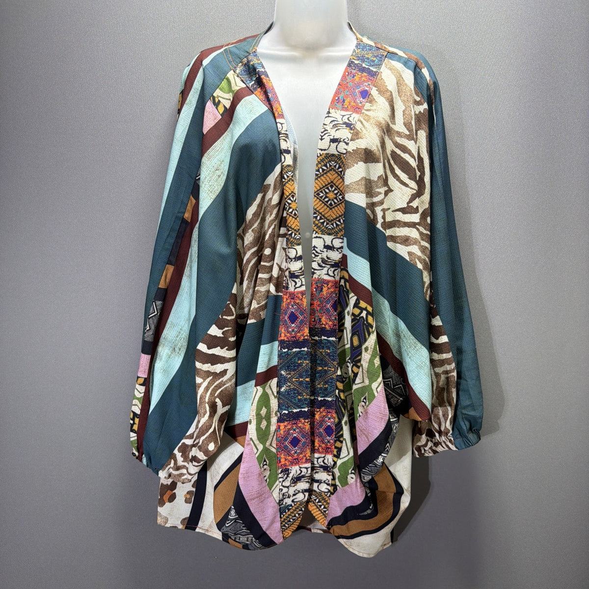 UMGEE Women’s Kimono Cardigan M/L Open Front Duster Boho Animal Print Stretch