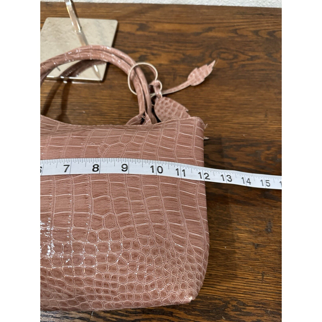 Women’s Peach Shoulder Bag With Leather Leaf Accessory Tag Small Open Purse