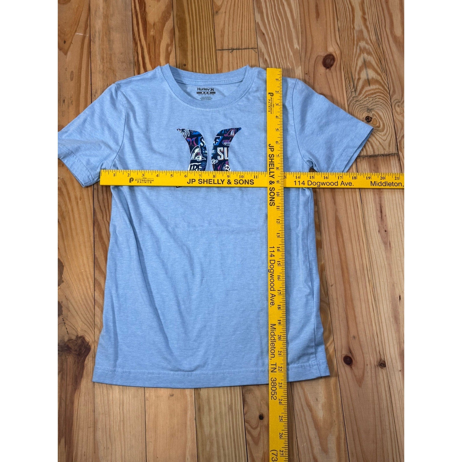 Boys Hurley Great White Shark Surf Fishing T-Shirt Size Medium 10-12