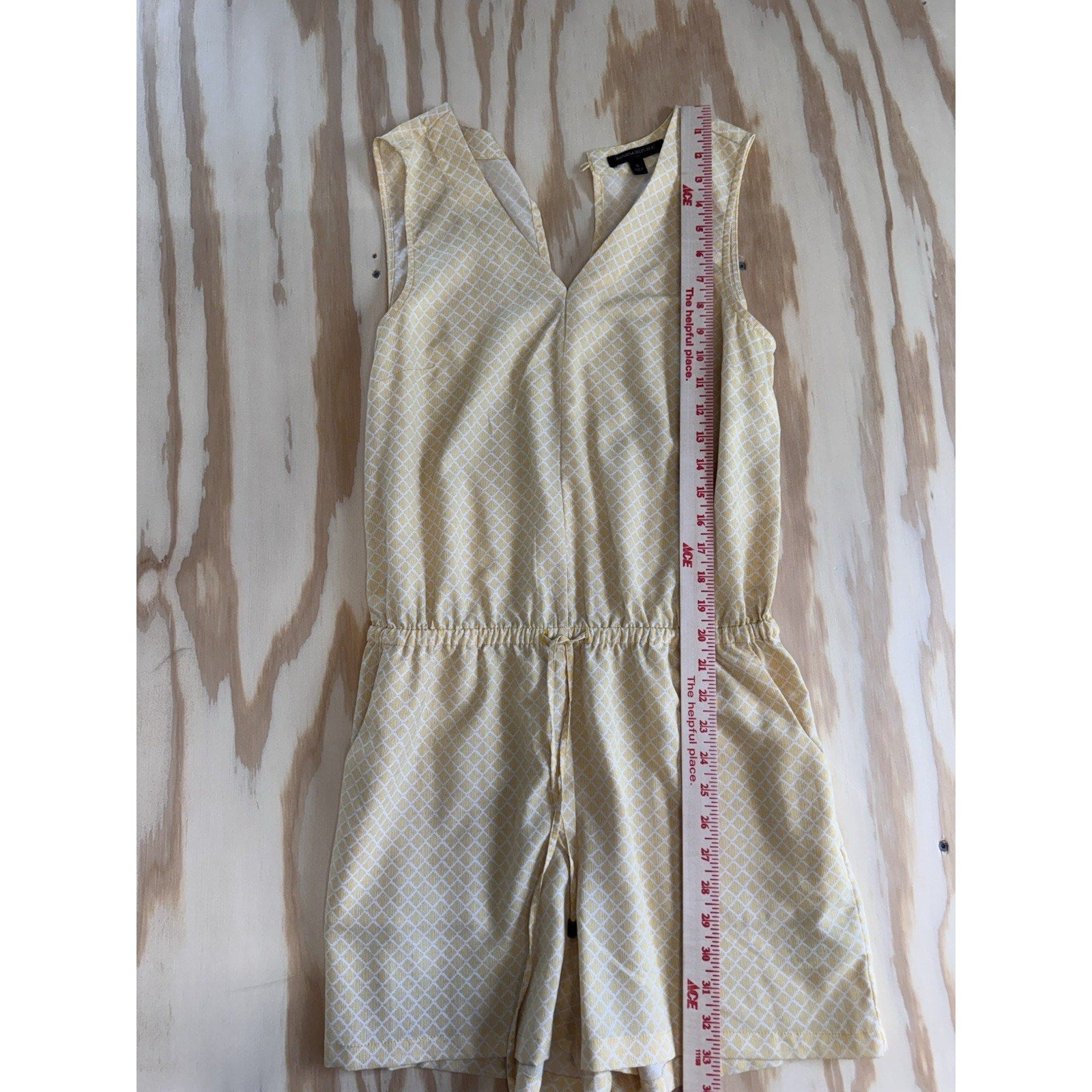 Banana Republic Yellow Geometric Romper Womens Small Sleeveless Drawstring Pocke