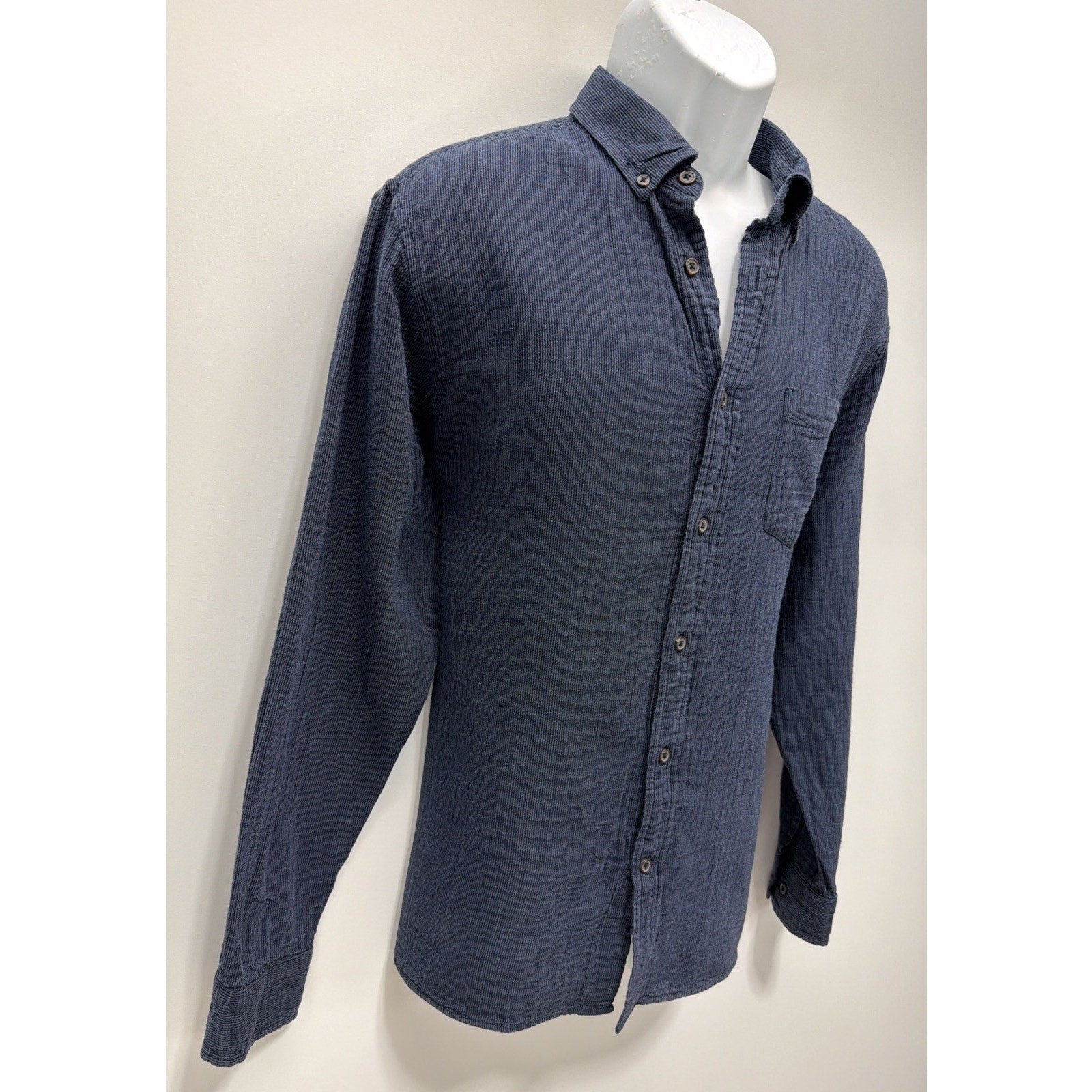 Banana Republic Shirt Men Large Blue Button Down Standard Fit Knit Preppy