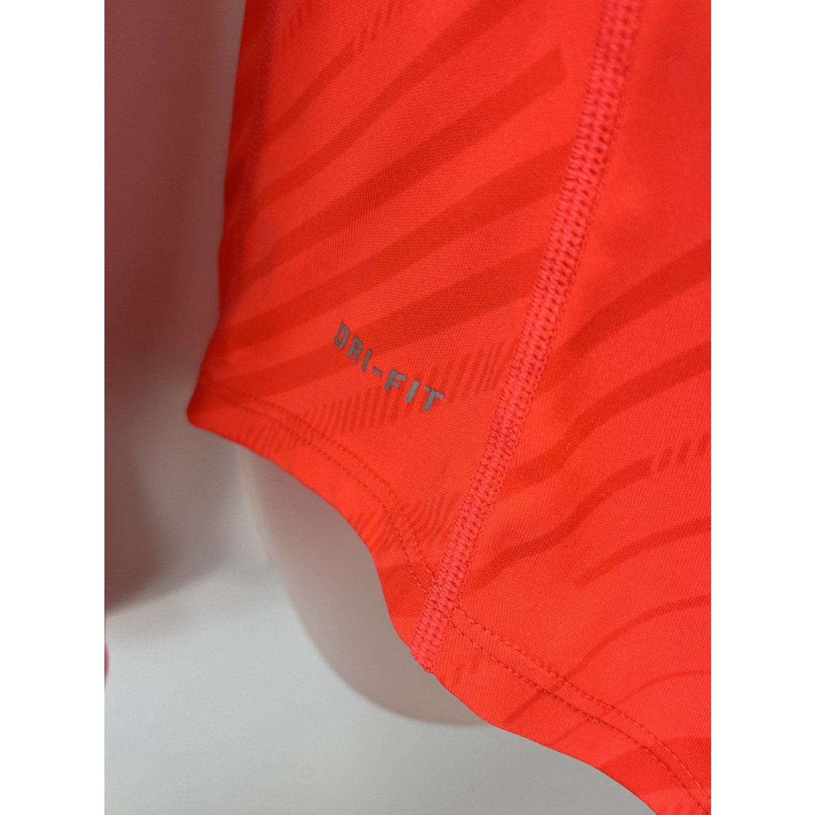 Nike Running Women’s DriFit V Neck Long Sleeve Training Shirt Orange Large