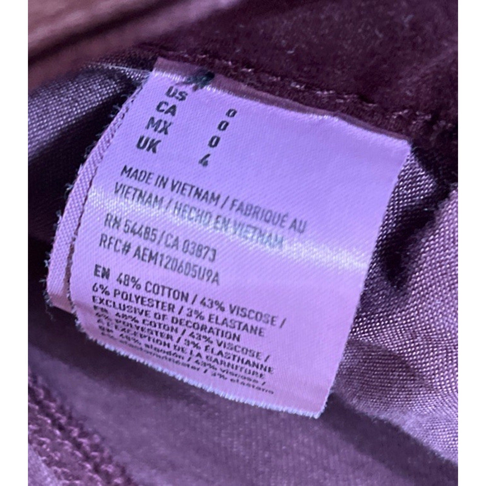 AMERICAN EAGLE AEO Twill X Burgundy Super Stretch Midi Shorts Size 0
