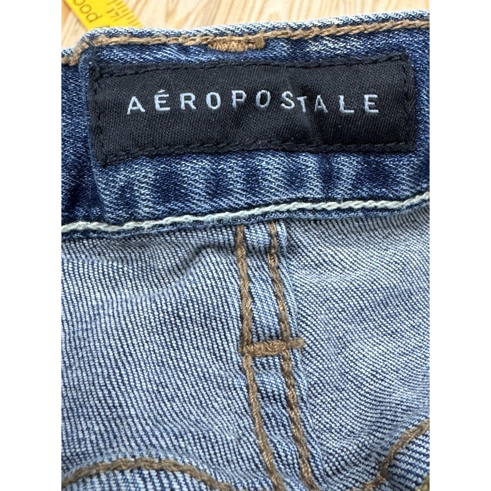 Aeropostale Adult Denim Slim Cut-Off Ripped Shorts Size 30 Men’s Aero Blue